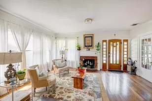 1533 Harold St, Houston, TX 77006 - Photo 2