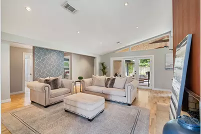 9223 Rangely Drive, Houston, TX 77055 - Photo 8