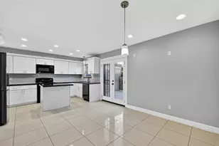 5813 Village Forest Ct, Houston, TX 77092 - Photo 16