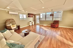 927 27th St, San Leon, TX 77539 - Photo 2