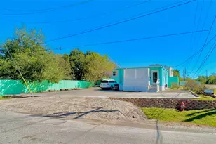927 27th St, San Leon, TX 77539 - Photo 12
