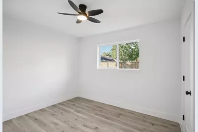 11615 Henley Drive, Houston, TX 77064 - Photo 22