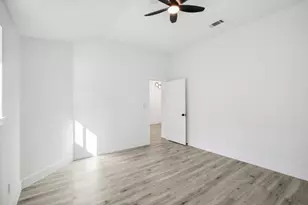 11615 Henley Dr, Houston, TX 77064 - Photo 24