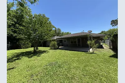6159 Lyndhurst Drive, Houston, TX 77033 - Photo 22