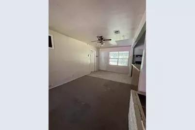 6159 Lyndhurst Drive, Houston, TX 77033 - Photo 6