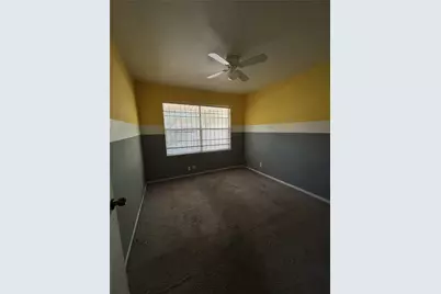 6159 Lyndhurst Drive, Houston, TX 77033 - Photo 12