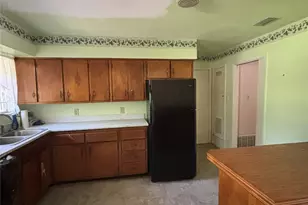 6159 Lyndhurst Dr, Houston, TX 77033 - Photo 8