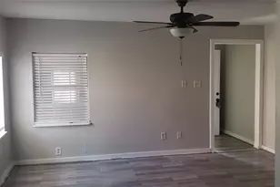 912 Jennetta St, Rosenberg, TX 77471 - Photo 4