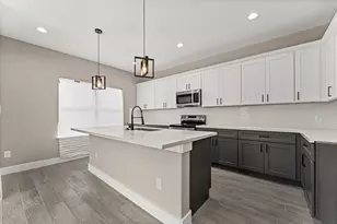 8135 Woodward St, Houston, TX 77051 - Photo 10