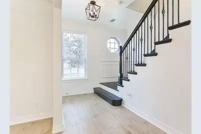 979 W 43rd Street, Houston, TX 77018 - Photo 6