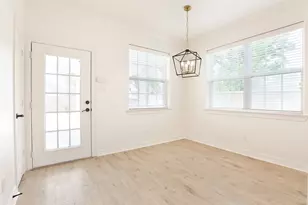979 W 43rd St, Houston, TX 77018 - Photo 16