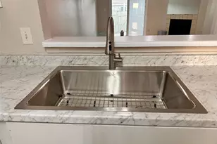 8714 Victorian Village Dr, Houston, TX 77071 - Photo 6