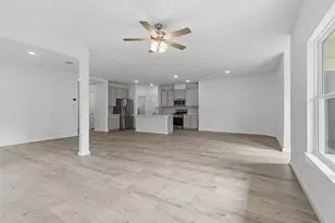12742 Dina Spgs Ln, Magnolia, TX 77354 - Photo 6