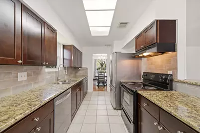 9231 Tooley Drive, Houston, TX 77031 - Photo 14