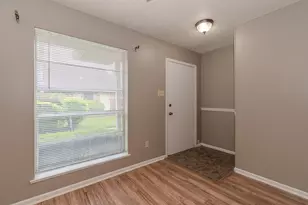 6638 Lexington Dr, Beaumont, TX 77706 - Photo 2