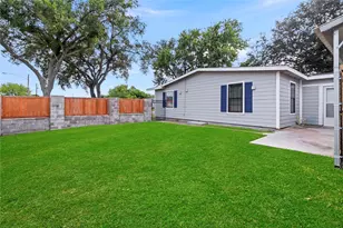 604 19th Ave N, Texas City, TX 77590 - Photo 18