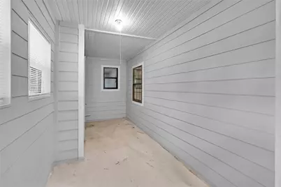 604 19th Avenue N, Texas City, TX 77590 - Photo 8