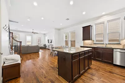 8758 Kempwood Drive, Houston, TX 77080 - Photo 12