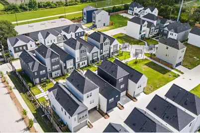 2308 Springwood Cove Lane, Houston, TX 77055 - Photo 4