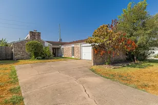 13911 Locke Ln, Houston, TX 77077 - Photo 1