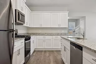 25526 Blooming Hazel Dr, Cleveland, TX 77328 - Photo 8
