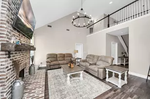 10514 Ravens Way, Baytown, TX 77523 - Photo 12