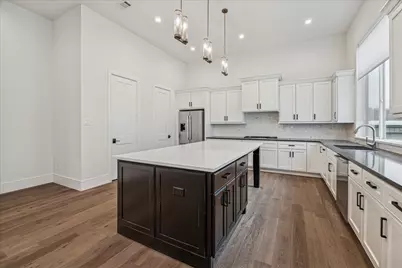 1659 Bingle Road, Houston, TX 77055 - Photo 14