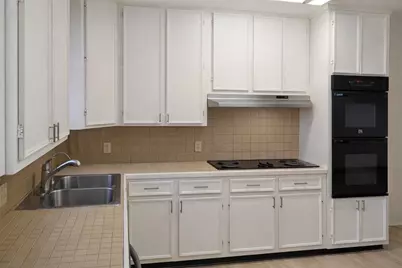 5315 Bayway Drive, Baytown, TX 77520 - Photo 16