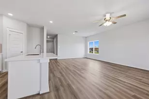 214 Cross Gable Ln, Dayton, TX 77535 - Photo 14