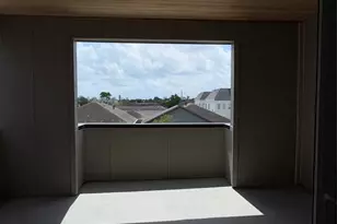 827 W 16th St, Houston, TX 77008 - Photo 10