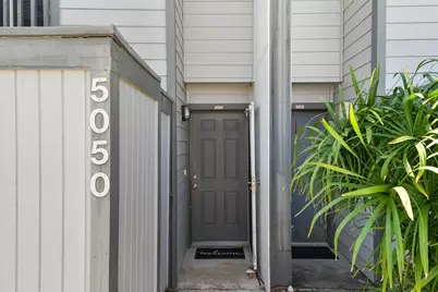 5050 Glenmont Drive #F5, Houston, TX 77081 - Photo 16