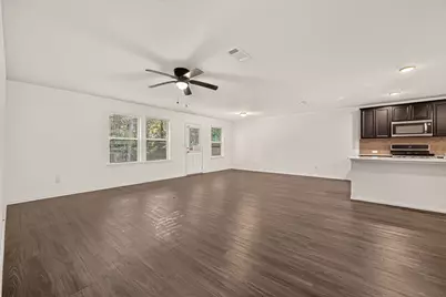2011 Lost Timbers Drive, Conroe, TX 77304 - Photo 8