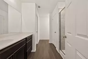 2011 Lost Timbers Dr, Conroe, TX 77304 - Photo 30