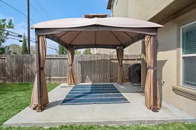 1509 Grayson Oaks Place, Houston, TX 77043 - Photo 18