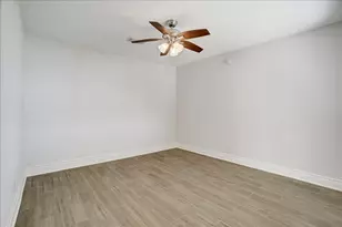 3205 Cemetery Rd, Santa Fe, TX 77517 - Photo 12