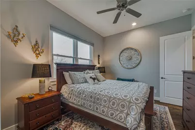 1202 W Dallas Street, Houston, TX 77019 - Photo 32