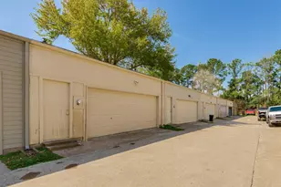 15169 Kimberley Ct, Houston, TX 77079 - Photo 2
