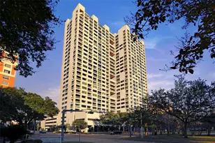 1111 Hermann Dr, Houston, TX 77004 - Photo 42