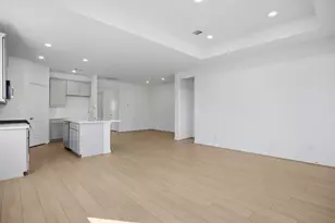 21922 Sam Raburn Dr, Tomball, TX 77375 - Photo 4