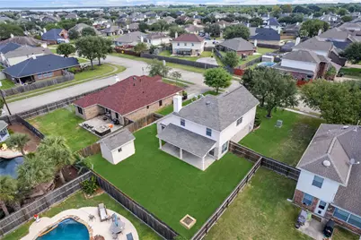 2705 7th Street N, Texas City, TX 77590 - Photo 28