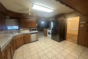 4101 Philco Dr, Houston, TX 77080 - Photo 10