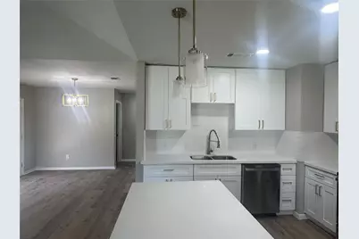 2514 33rd Avenue N, Texas City, TX 77590 - Photo 4