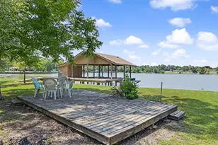 99 Lakeview Dr, Huntsville, TX 77320 - Photo 28