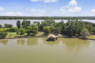 99 Lakeview Dr, Huntsville, TX 77320 - Photo 2