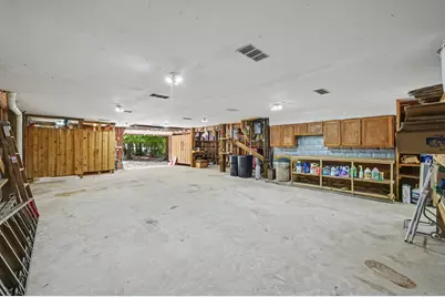 99 Lake View Drive, Huntsville, TX 77320 - Photo 30