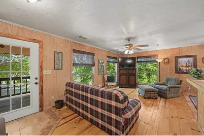 99 Lake View Drive, Huntsville, TX 77320 - Photo 10