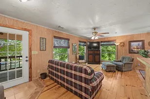 99 Lakeview Dr, Huntsville, TX 77320 - Photo 10