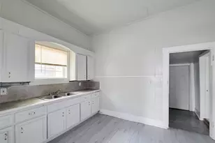 2405 Pannell St, Houston, TX 77026 - Photo 10