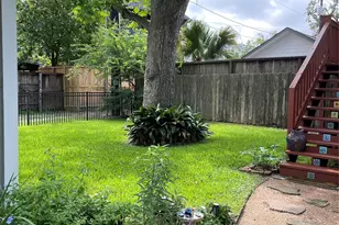 308 E 23rd, Houston, TX 77008 - Photo 4