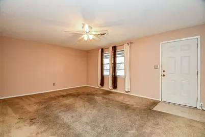 703 S Washington Street, El Campo, TX 77437 - Photo 6